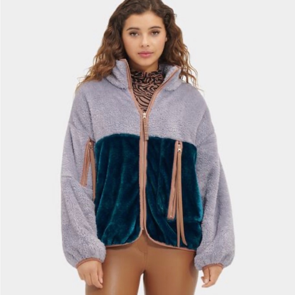 ✨UGG Marlene Sherpa Jacket✨